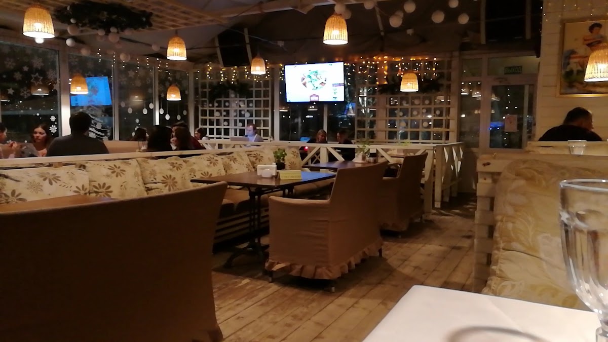 Prichal - Semeynoye Kafe V Tveri, Restoran-2